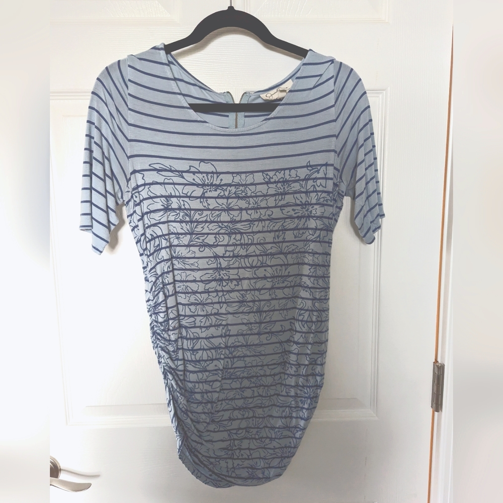 Jessica Simpson Maternity Top M
